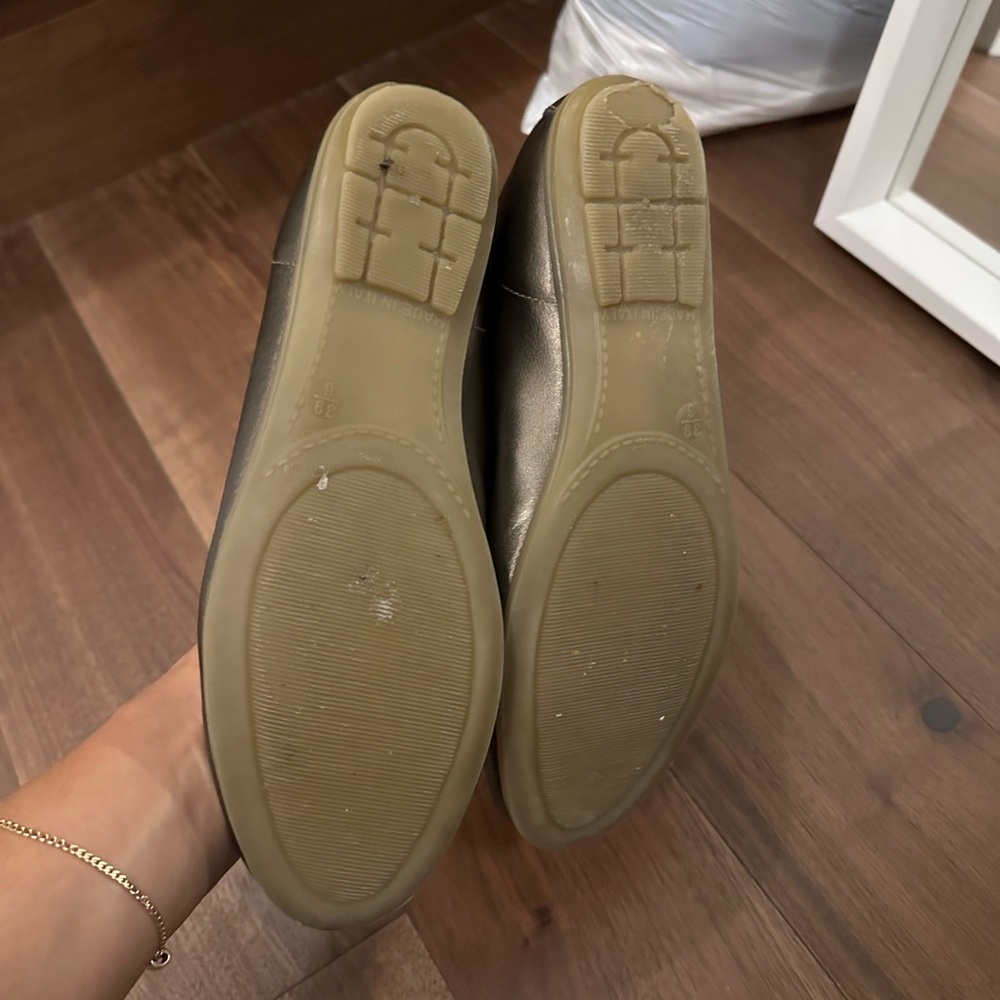 Shoes - Picture 2 of 5